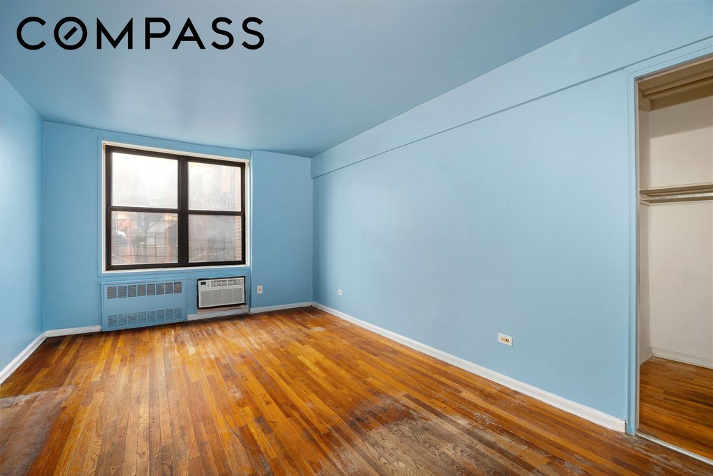 1199 East 53rd Street, Unit 6P photo 4