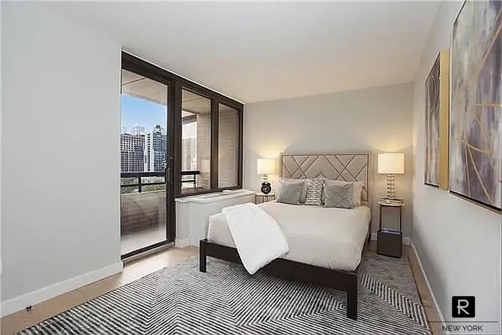 330 East 38th Street, Unit 9AQ photo 14