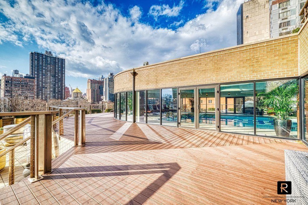 330 East 38th Street, Unit 9AQ photo 20