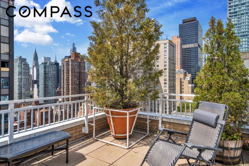 345 East 56th Street, Unit 7J photo 14