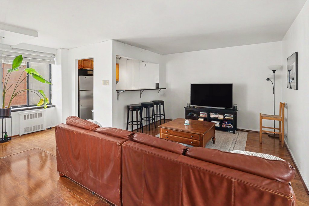 280 Rector Place, Unit 8N