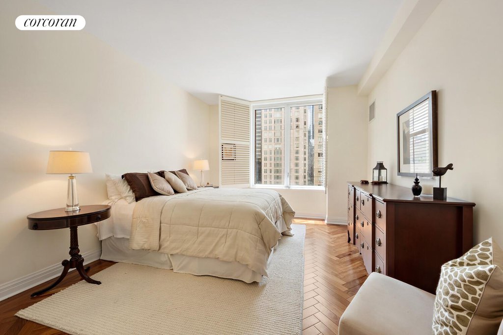 15 West 63rd Street, Unit 20C photo 3