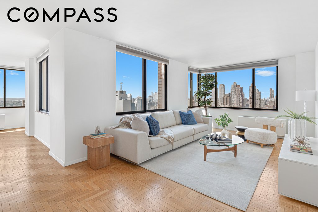350 West 50th Street, Unit PH3C