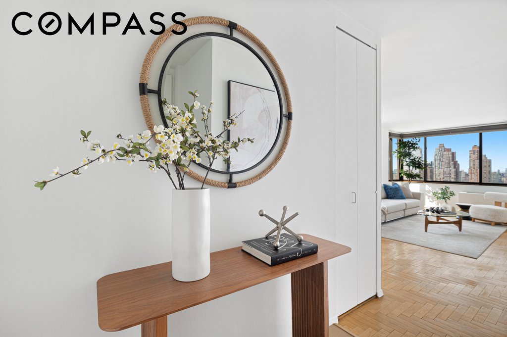 350 West 50th Street, Unit PH3C photo 13