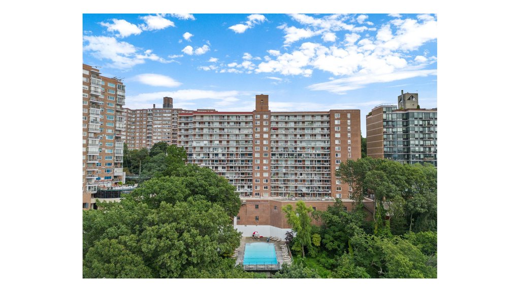 2575 Palisade Avenue, Unit 2G