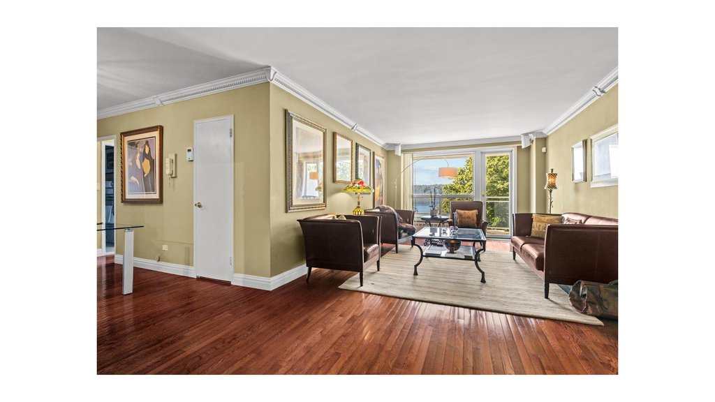 2575 Palisade Avenue, Unit 2G photo 5
