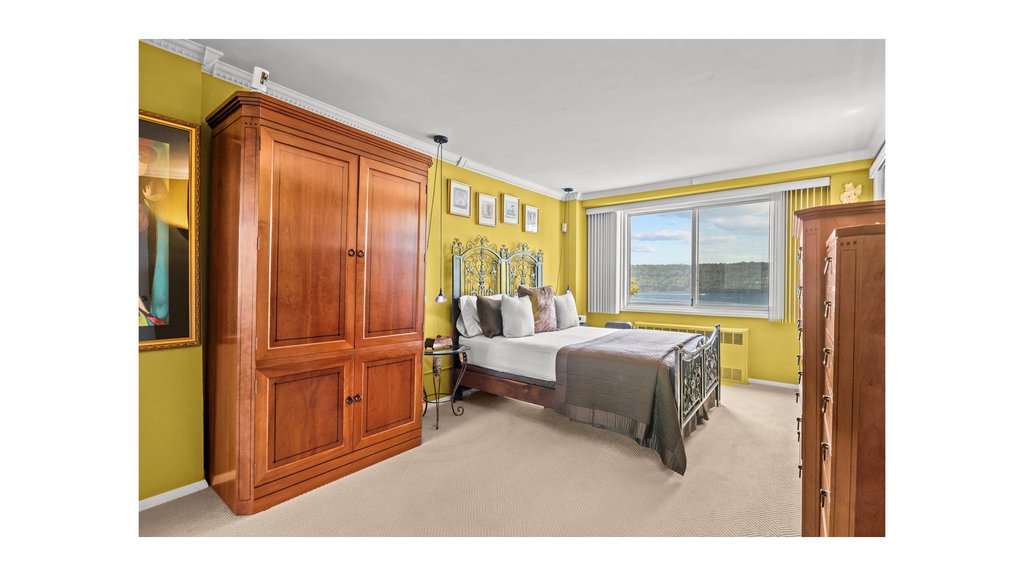 2575 Palisade Avenue, Unit 2G photo 14