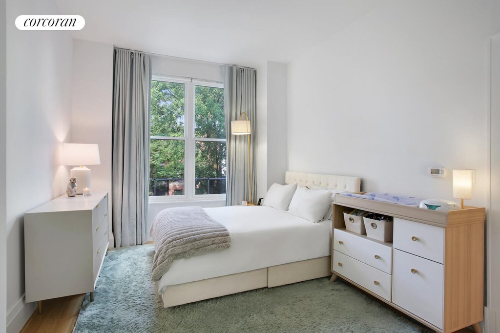 164 South Oxford Street, Unit 2A