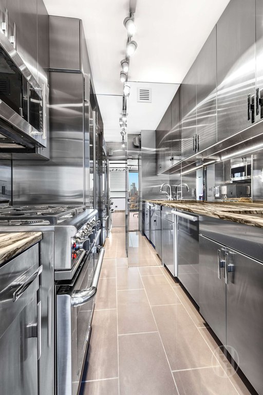 304 East 65th Street, Unit 21A photo 6