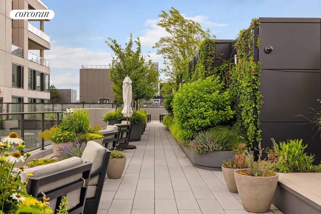 450 Washington Street, Unit 218 photo 15