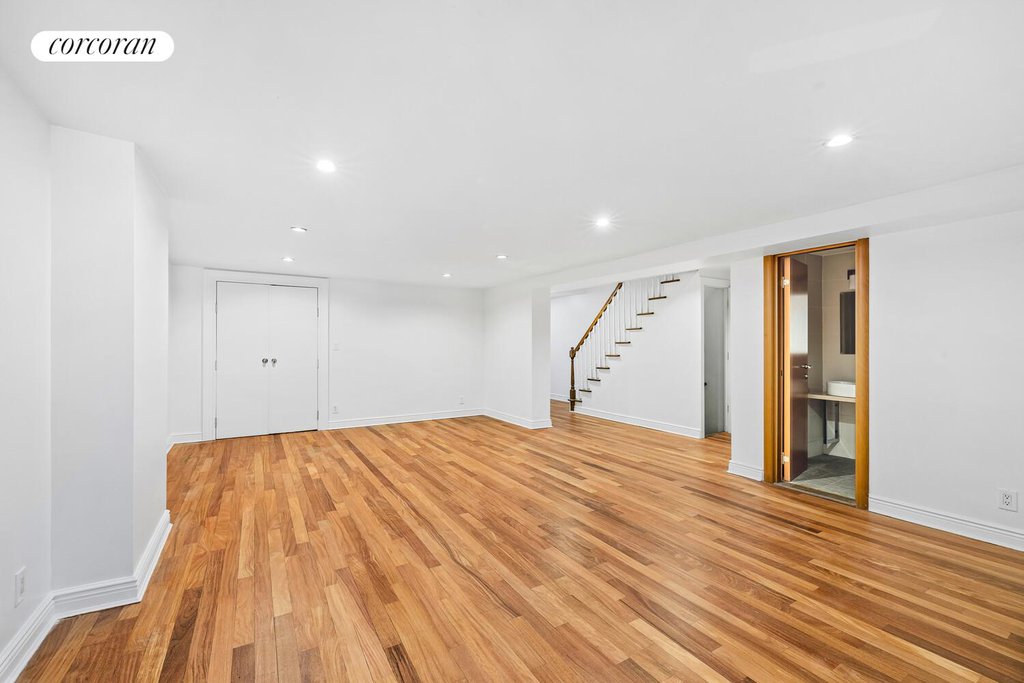 243 Kane Street – For Sale photo 19