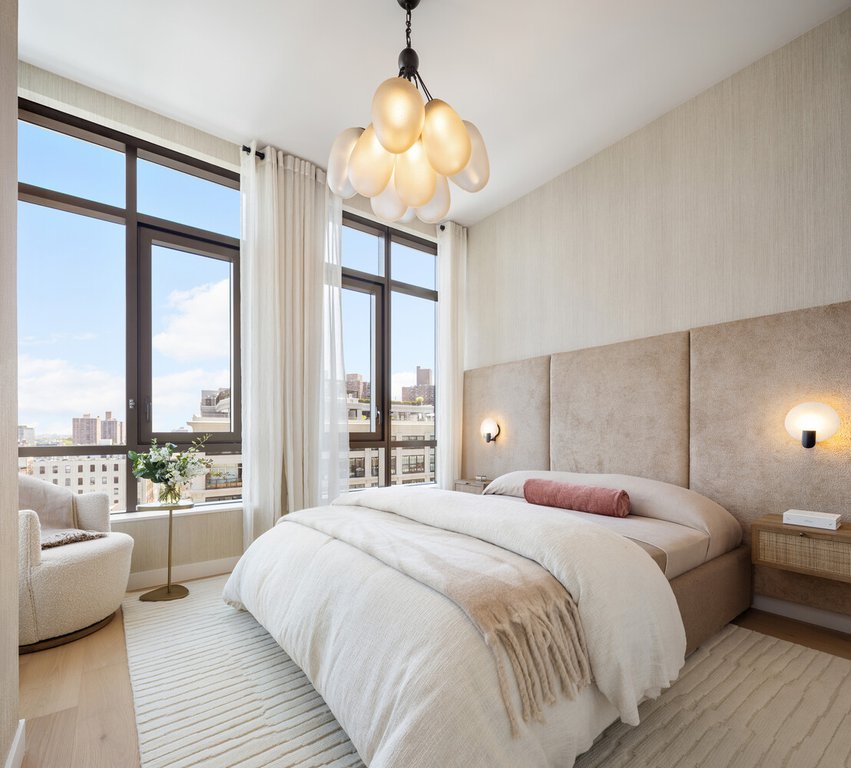 480 Kent Avenue, Unit 17G photo 3