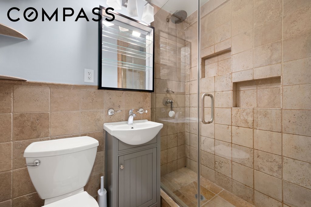 201 East 21st Street, Unit 2FG photo 6