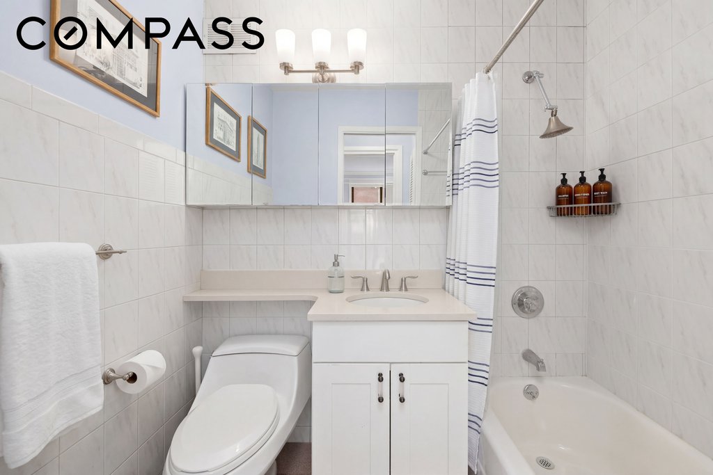 201 East 21st Street, Unit 2FG photo 8