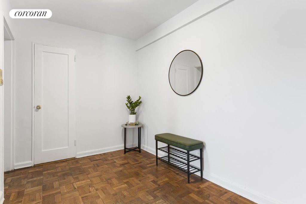 58 Dahill Road, Unit 1E photo 3