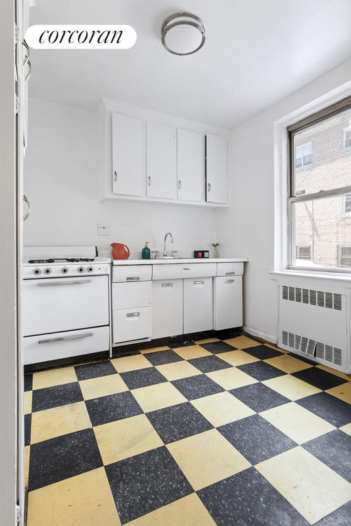 58 Dahill Road, Unit 1E photo 5