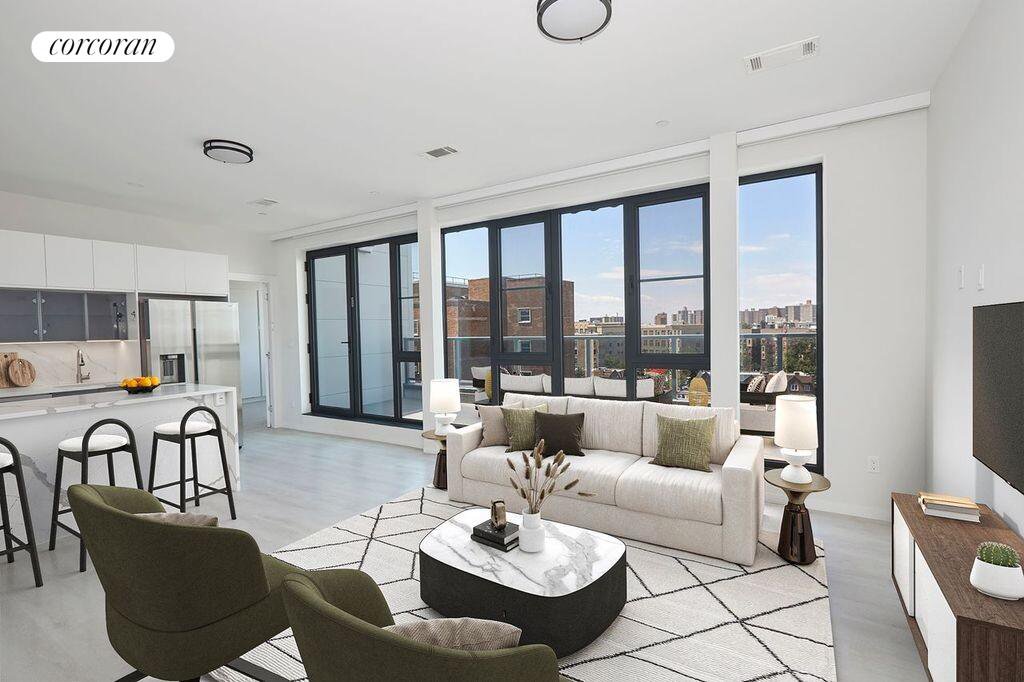 29 West End Avenue, Unit PH8D photo 2