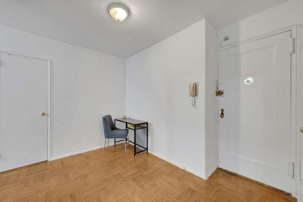 735 Kappock Street, Unit 2F photo 10