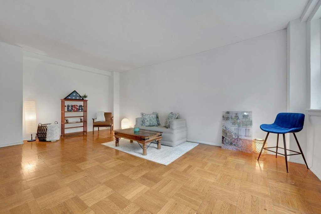 735 Kappock Street, Unit 2F photo 14