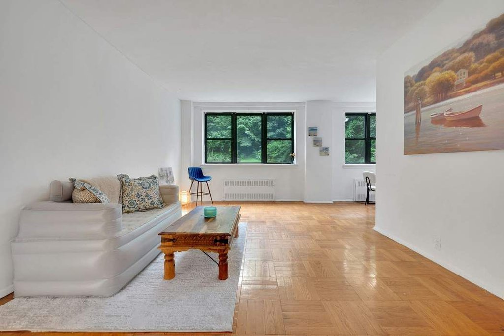 735 Kappock Street, Unit 2F photo 17