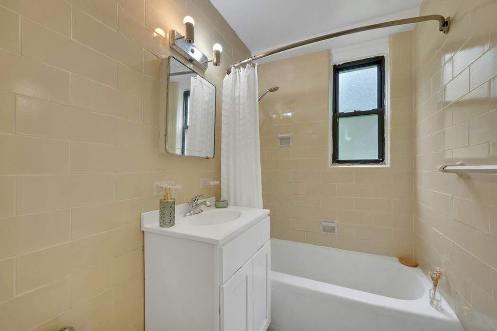 735 Kappock Street, Unit 2F photo 24