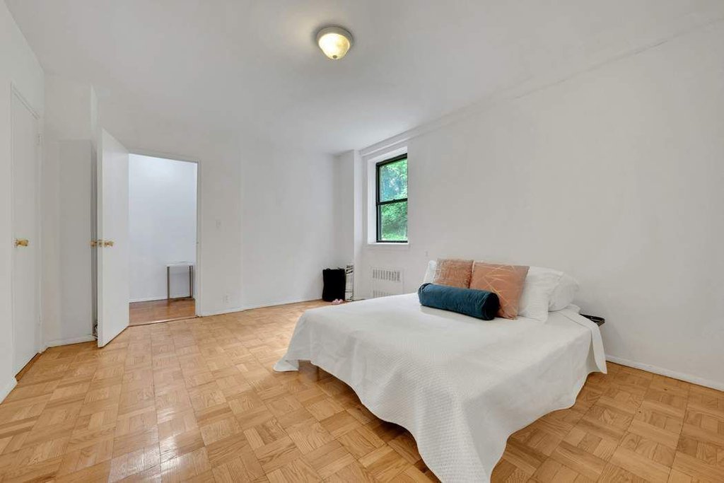 735 Kappock Street, Unit 2F photo 20