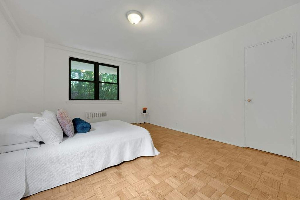 735 Kappock Street, Unit 2F photo 21