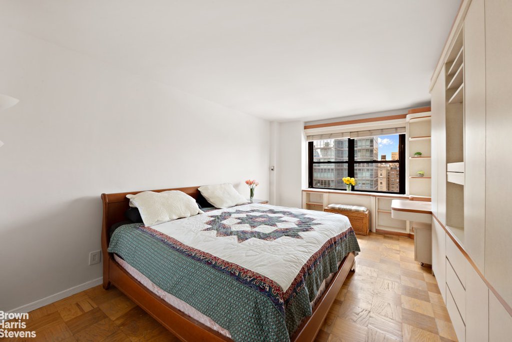 180 West End Avenue, Unit 18R photo 10