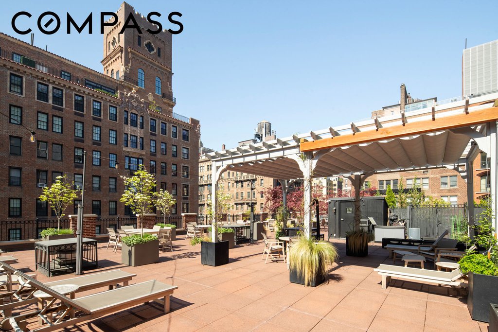 23 East 10th Street, Unit PHA photo 8
