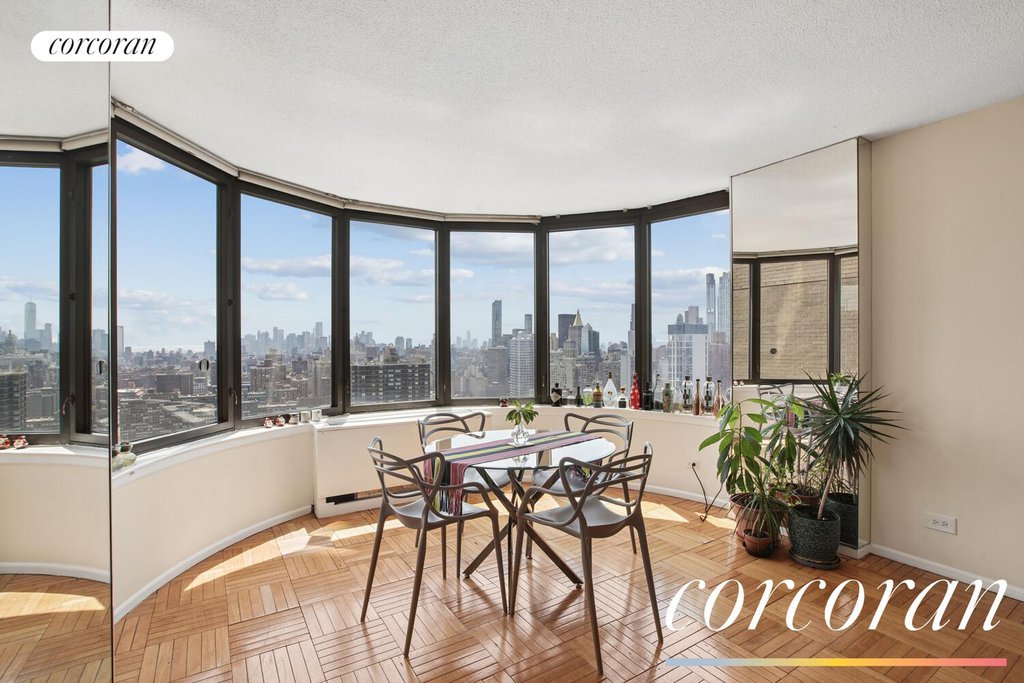 330 East 38th Street, Unit 42Q
