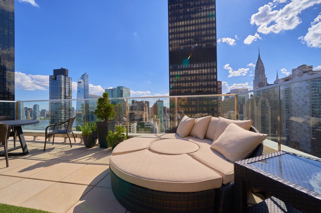 250 East 49th Street, Unit 18A photo 13