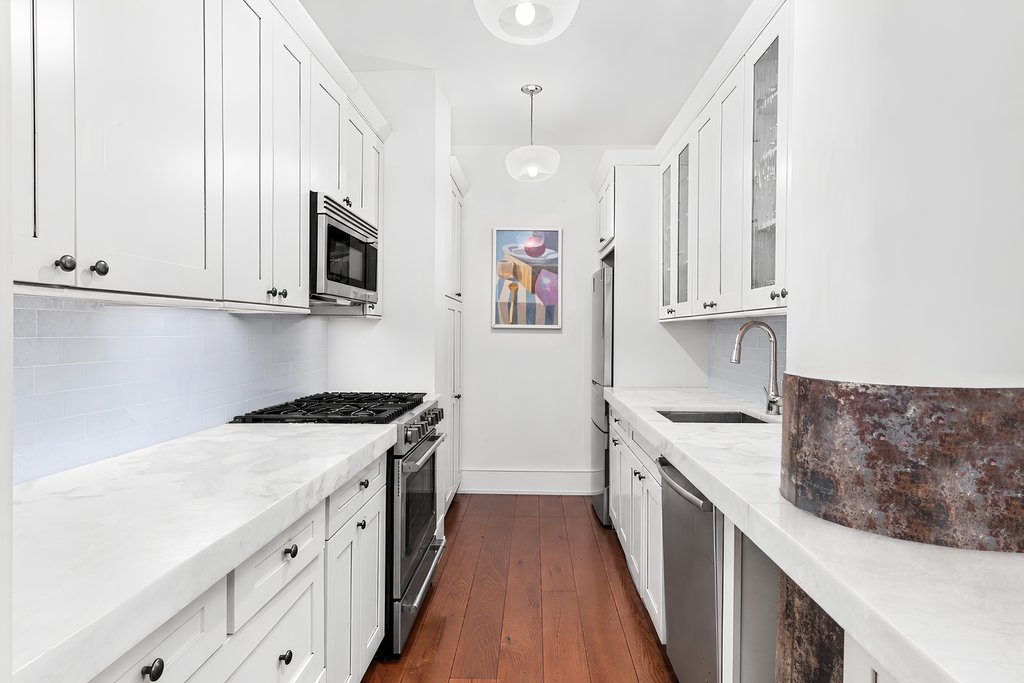 111 Barrow Street, Unit 3D photo 6