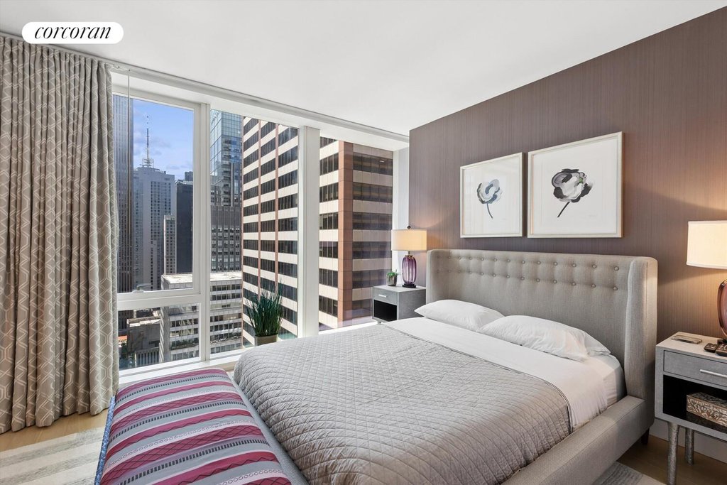 135 West 52nd Street, Unit 30B photo 6