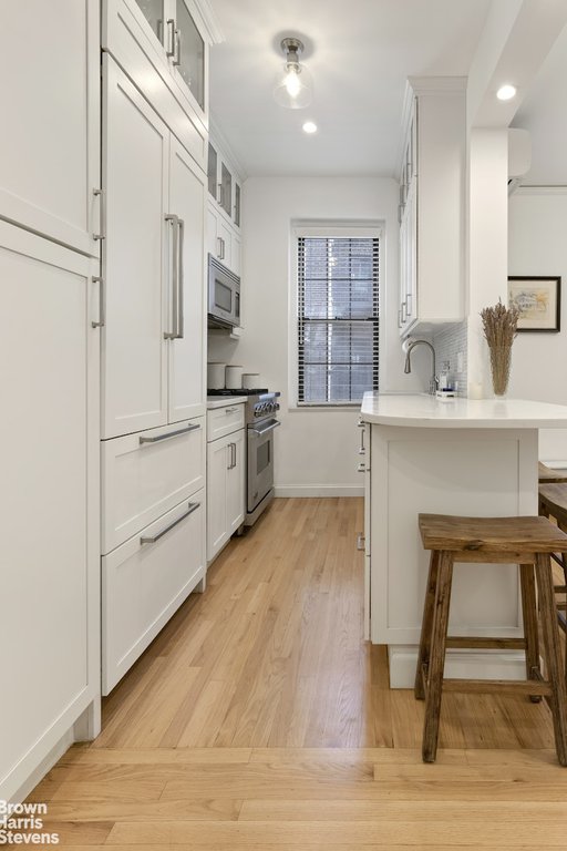 2 Grace Court, Unit 4O photo 3
