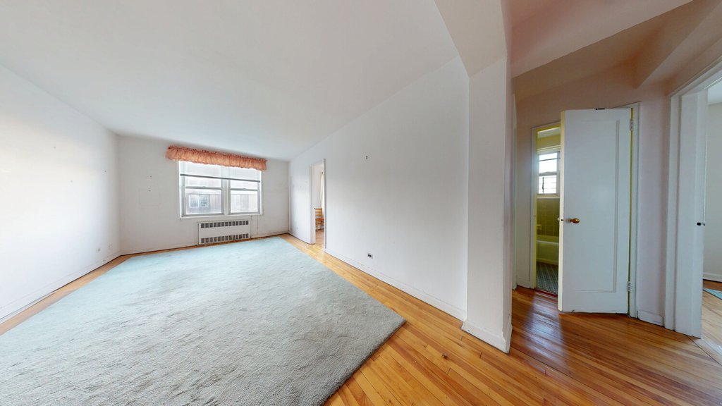 86-11 34th Avenue, Unit 5D photo 3