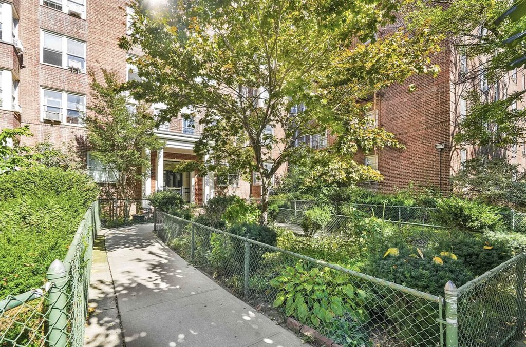 86-11 34th Avenue, Unit 5D photo 11