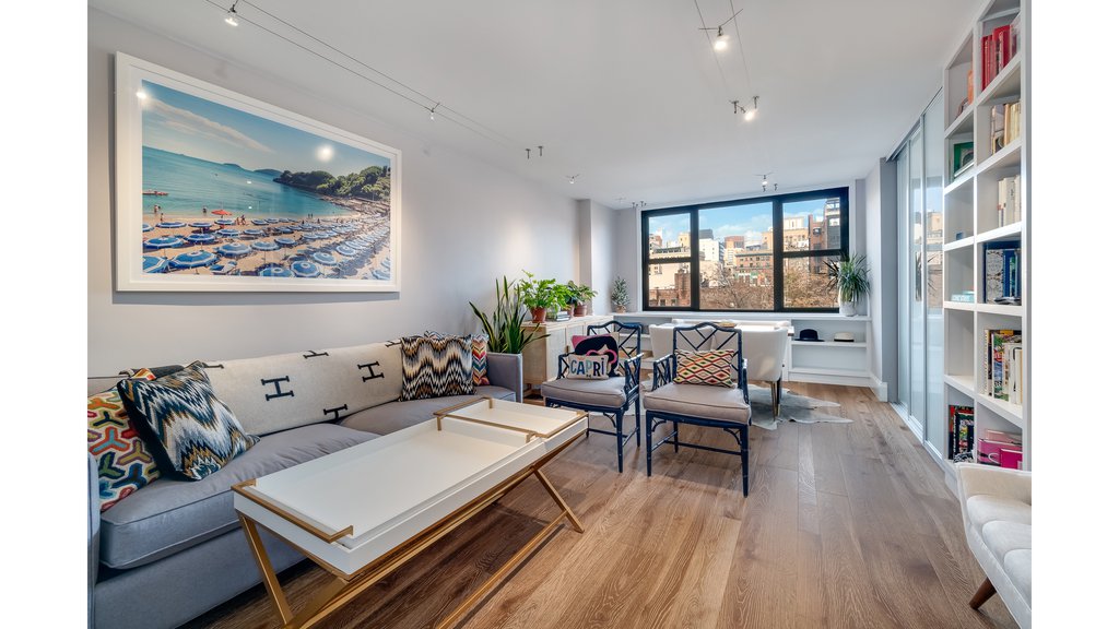 130 East 18th Street, Unit 9B