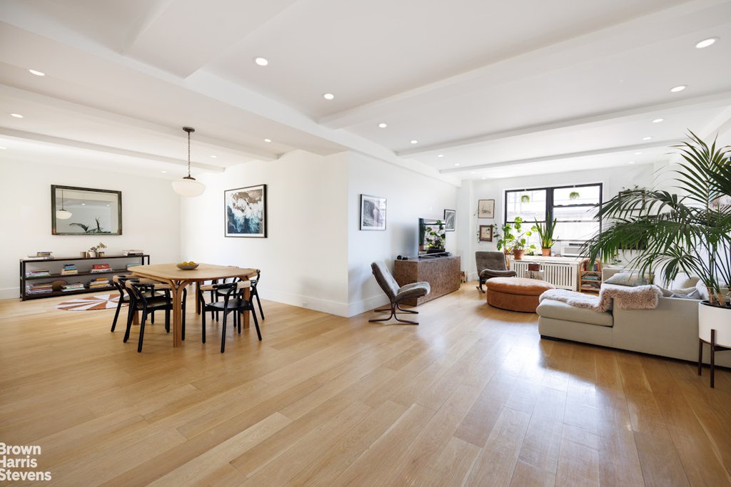 545 West End Avenue, Unit 16A photo 4