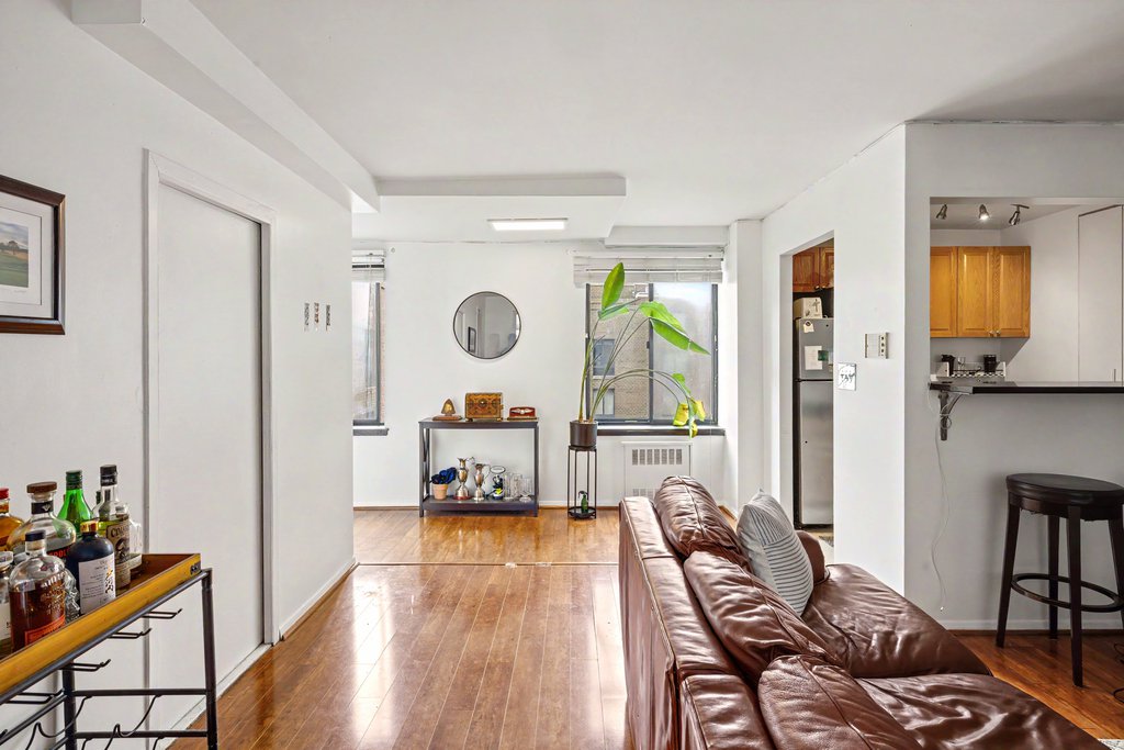 280 Rector Place, Unit 8N photo 2