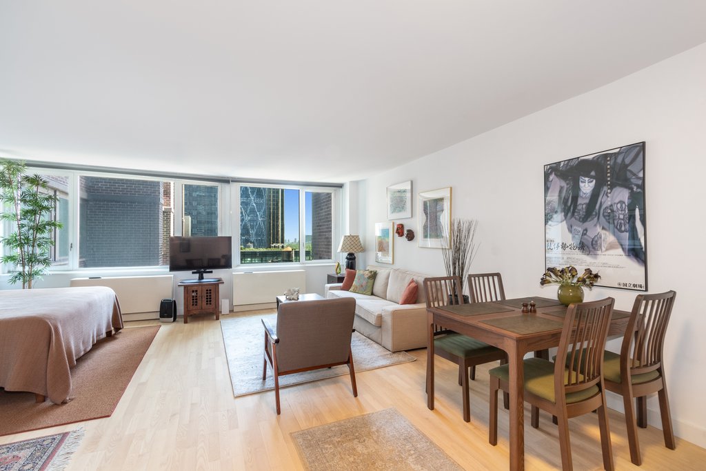 322 West 57th Street, Unit 29L