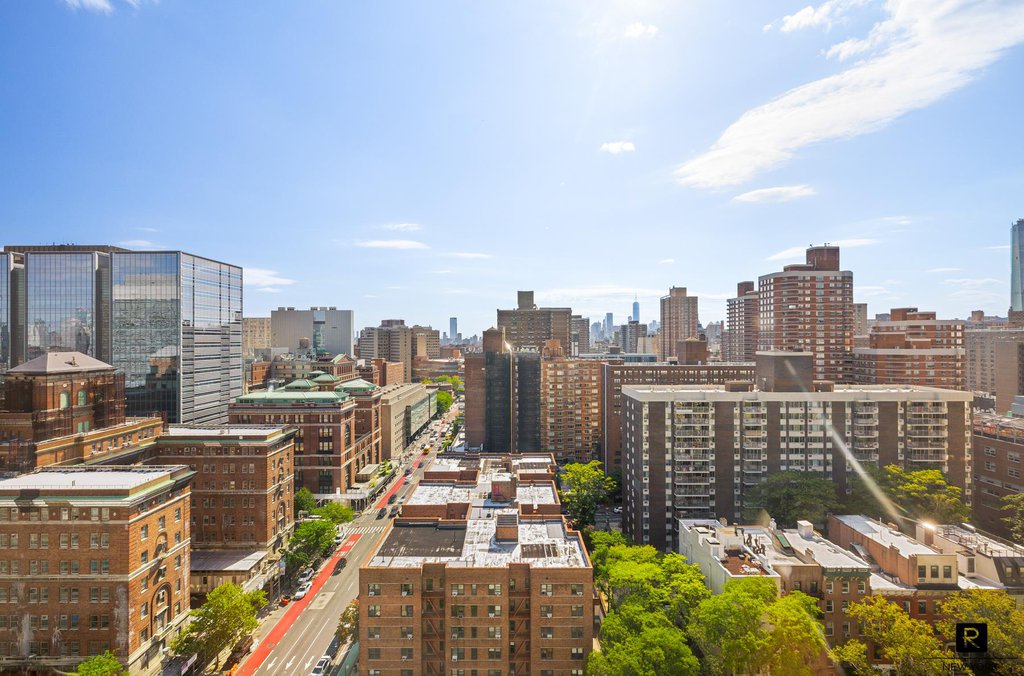 343 East 30th Street, Unit 19K photo 4