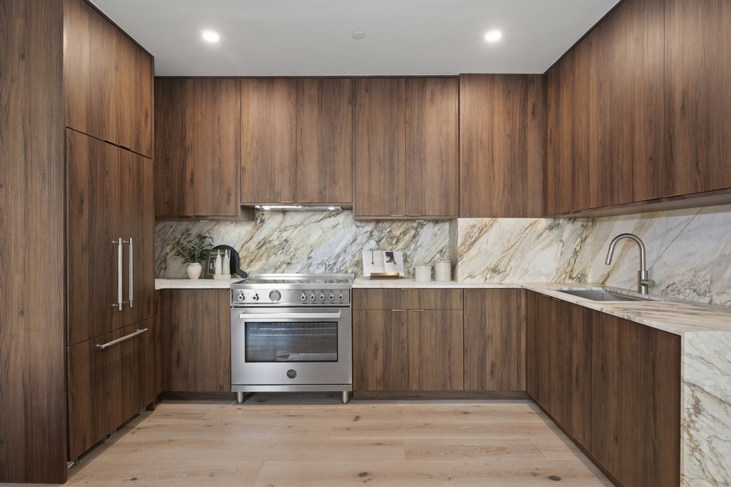 501 Eighth Avenue, Unit PARLOR photo 3