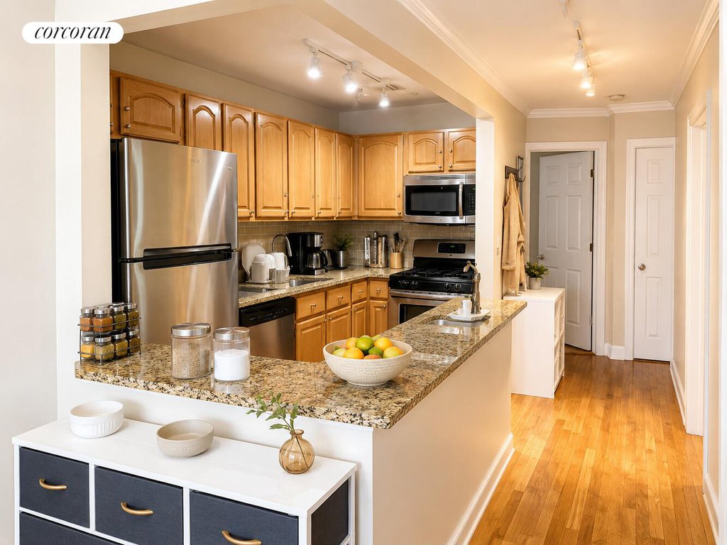 555 Lafayette Avenue, Unit 2