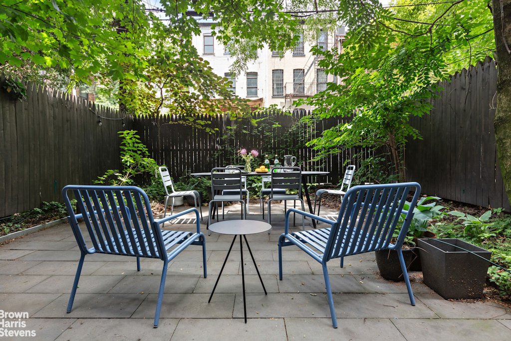 19 Saint Johns Place, Unit 1B photo 9