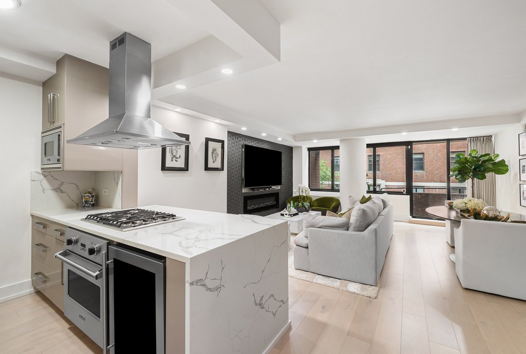 211 Madison Avenue, Unit 4B
