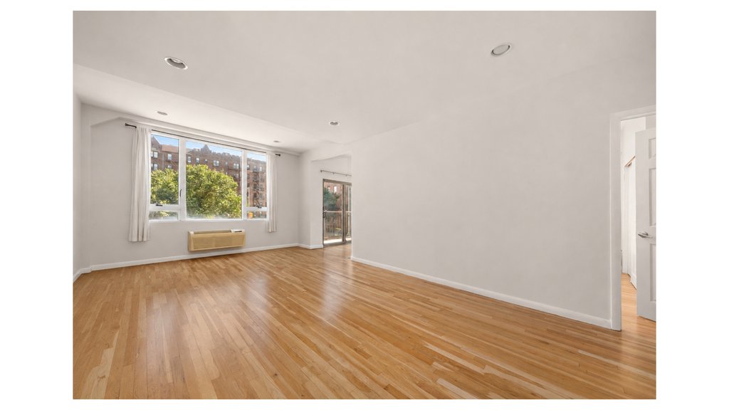 2233 Caton Avenue, Unit 2C photo 2