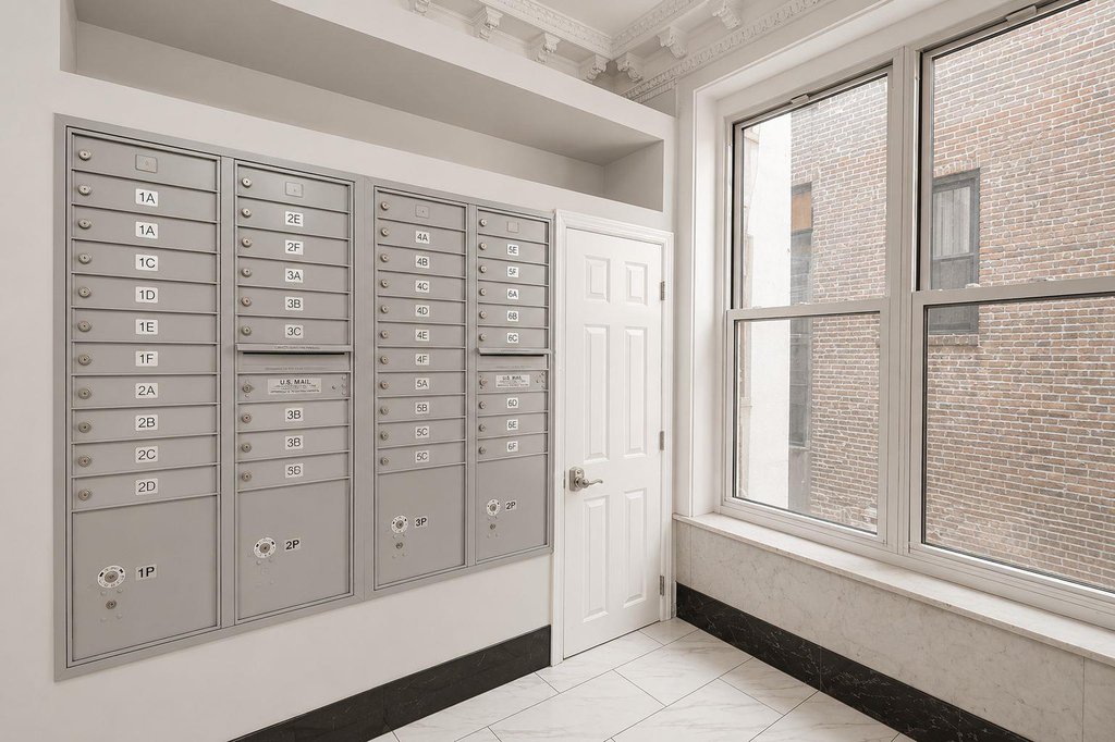 4-6 West 105th Street, Unit 6A photo 4