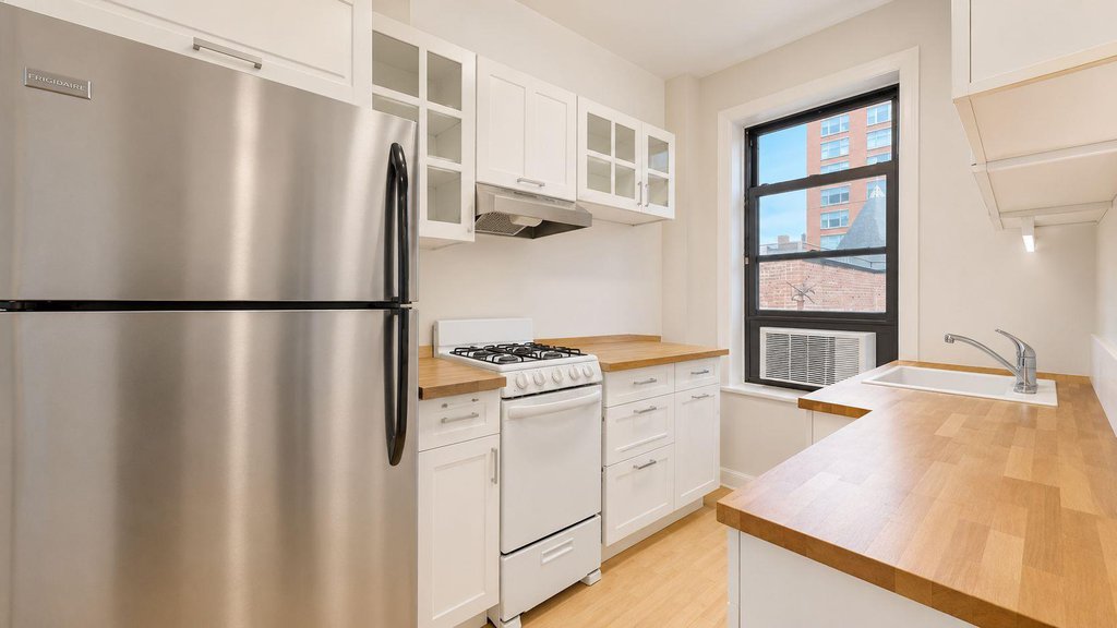 4-6 West 105th Street, Unit 6A photo 13