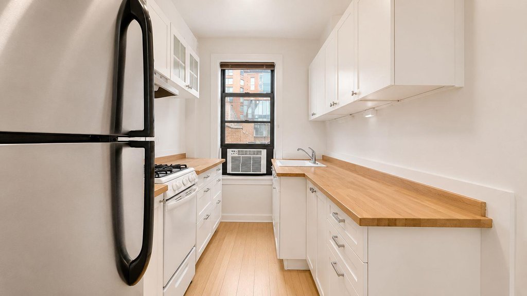 4-6 West 105th Street, Unit 6A photo 14