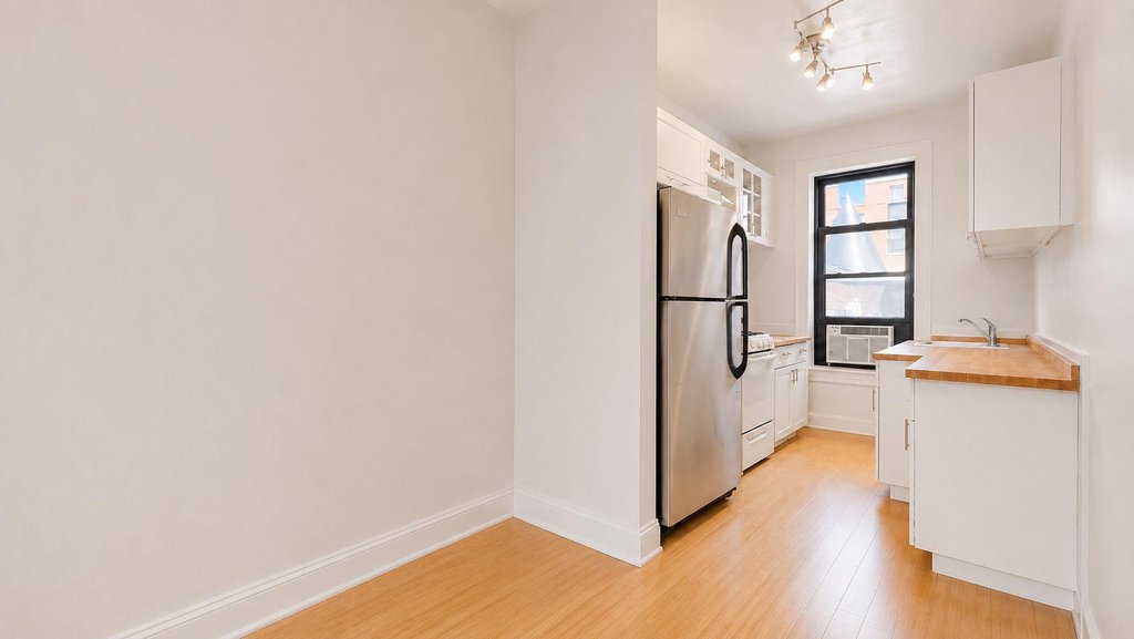 4-6 West 105th Street, Unit 6A photo 17